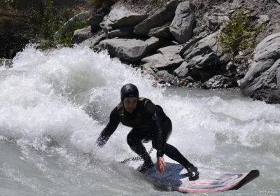Surf de rivière - Hakuna Matata Rafting_Les Orres - Surf de rivière - Hakuna Matata Rafting_Les Orres