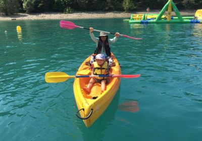 Kayak sur le lac - L'Ancre Bleue_Les Orres - Kayak sur le lac - L'Ancre Bleue_Les Orres