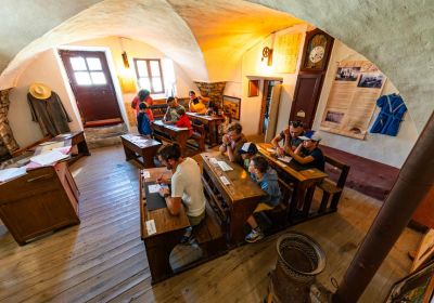 Enquête animée : Elémentaire, ma chère Léonne !_Pontis