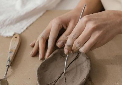 Atelier : Création de magnets en argile_Les Orres - magnets