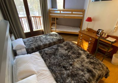 Hotel_Les_Trappeurs, station Les Orres, Alpes du sud