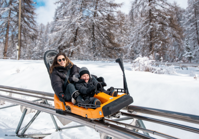 Luge sur rail aux Orres, activités en famille dans les Alpes du sud