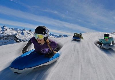 Airboard sur neige en hiver aux Orres, Hautes-Alpes
