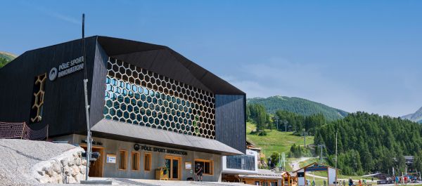 PSI bâtiment activités indoor Les Orres, Hautes-Alpes
