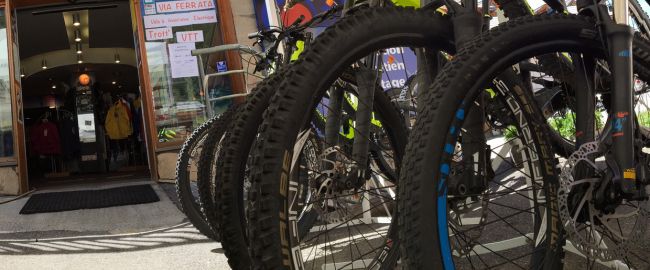 Location VTT magasin sport Les Orres