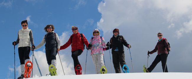 Sortie raquette, la montagne en hiver aux Orres, Hautes-Alpes