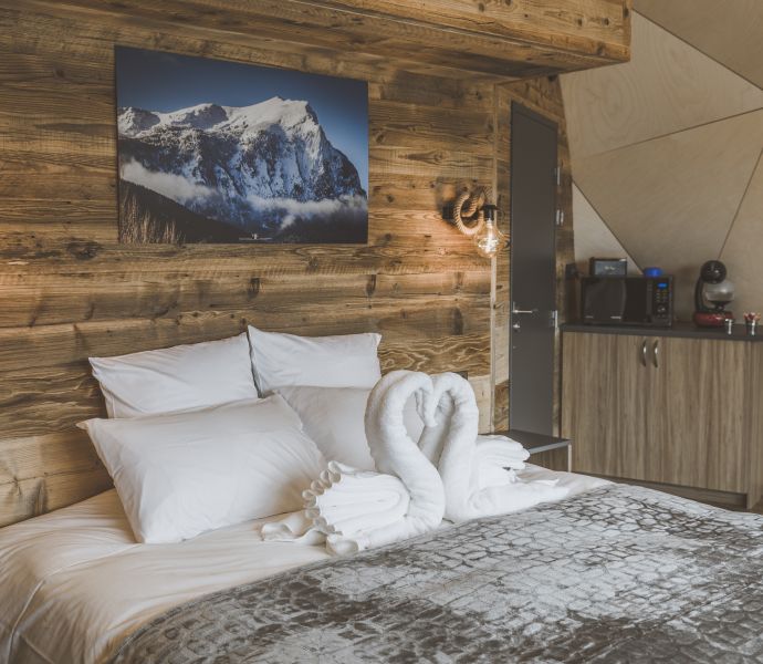 Alpin Dhome hébergement location chambre insolite aux Orres, Hautes-Alpes