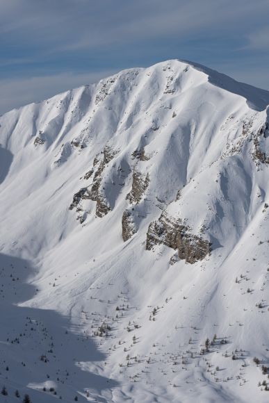 Plaque avalanche, sécurité à la station de ski Les Orres, hautes-Alpes