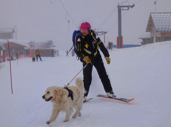Pisteur secouriste maître-chien d'avalanche aux Orres