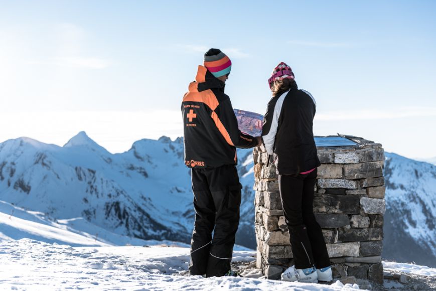 Pisteur station de ski Les Orres, Alpes du sud