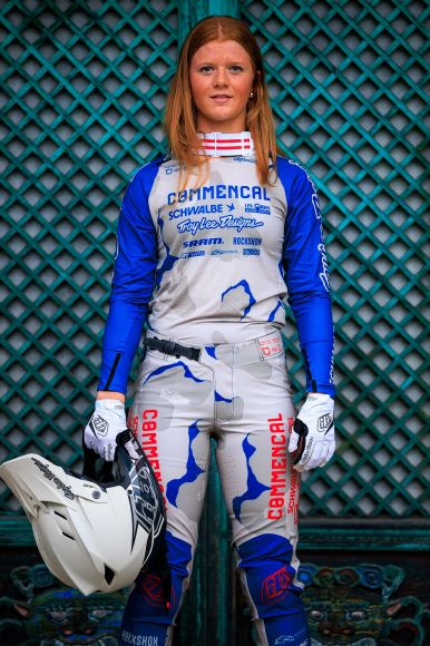 Tilly Boadle Team Commencal Schwalbe Les Orres Bike Park
