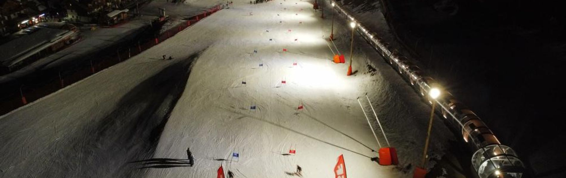 Nocturne Slalom parallèle by ESF_Les Orres - Nocturne sur piste éclairée