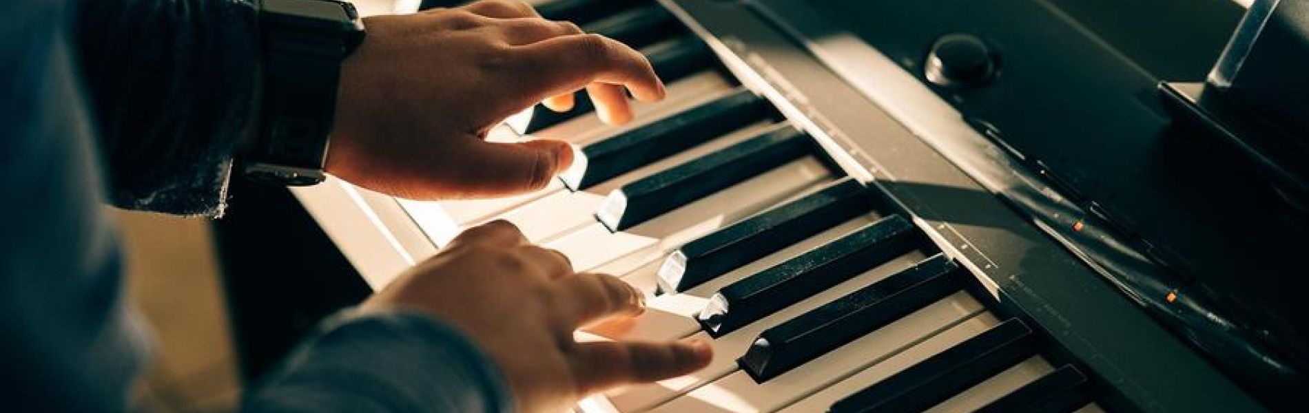 Cours de piano au Tiers-lieu_Les Orres - Cours de piano au Tiers-lieu_Les Orres