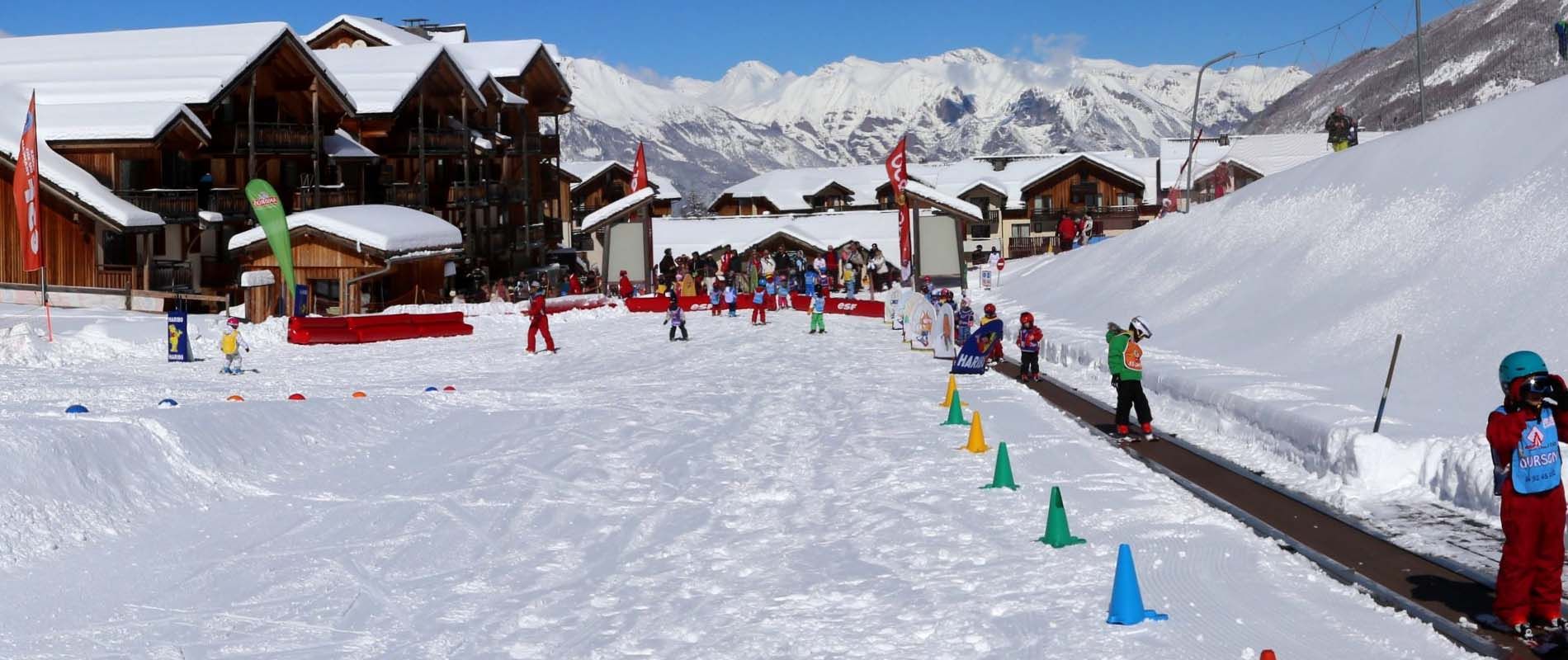 Image principale 1900x800-package-ski-club-enfants.jpg
