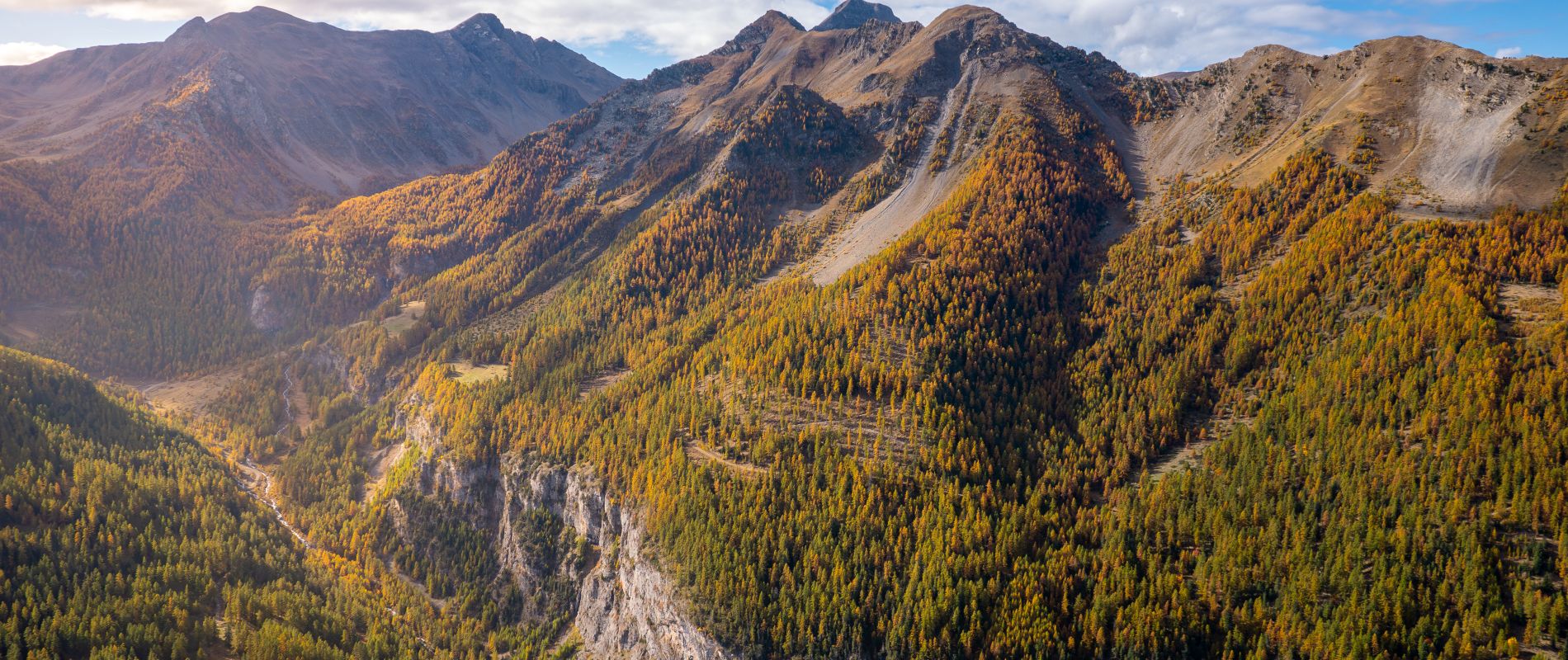 randonnée montagne en automne Les Orres, Alpes du sud