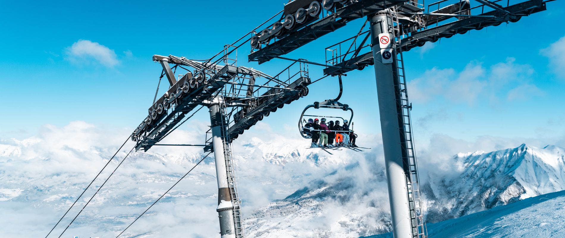 Remontées mécaniques Pic Vert, station de ski les Orres, Alpes du sud