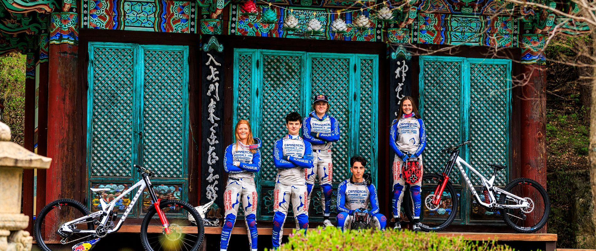 Team commencal Schwalbe Les Orres bike park