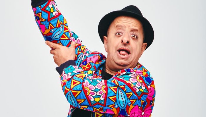 Booder en spectacle aux Orres, humour dans les Alpes du sud
