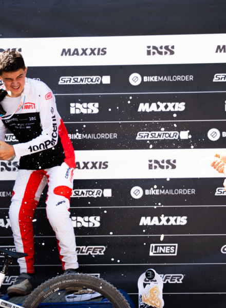 Le podium de l'Ixs Downhill Cup aux Orres, dans les Alpes du Sud