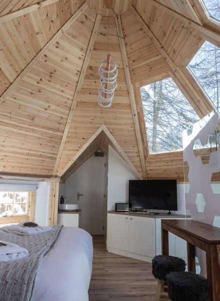 Alpin D'Home, hébergement insolite aux Orres, station de ski des Alpes du sud