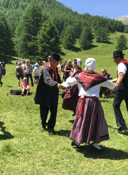 Fête Amontagnage les orres tradition