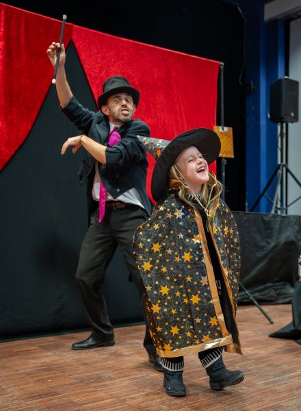 Spectacle de magie au Festival Mini Kids aux Orres