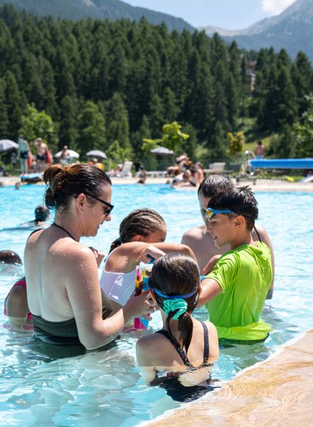 Piscine en famille aux Orres, Alpes du sud