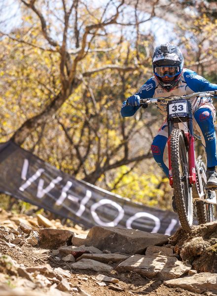 Team Commencal Schwalbe 2026