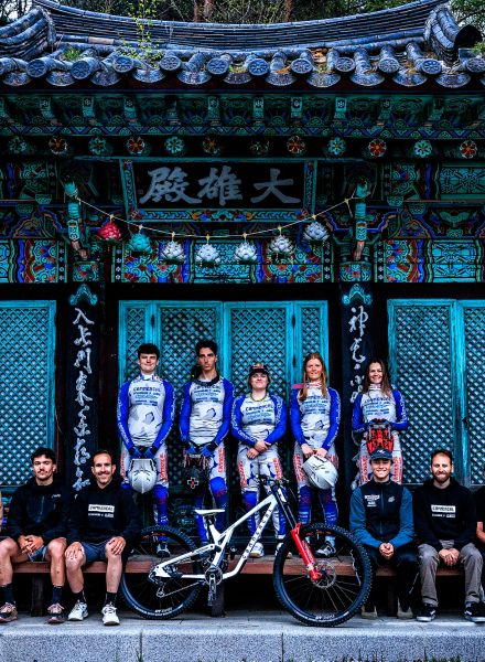 Team Commencal Schwalbe Les Orres Bike PArk
