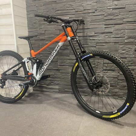 Sport 2000 Christian Sports - 1650 - Sport 2000 Christian Sports - 1650