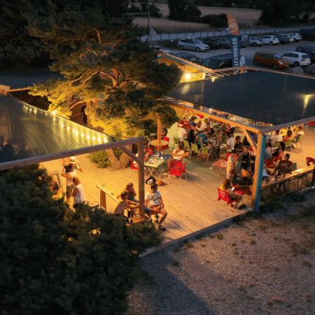 Brise Bar Resto by night CROTS - Brise Bar Resto by night CROTS