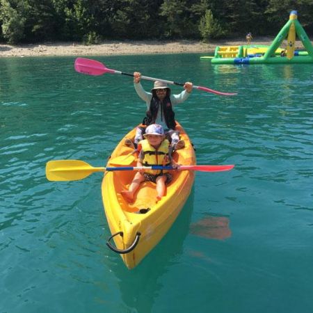 Kayak sur le lac - L'Ancre Bleue_Les Orres - Kayak sur le lac - L'Ancre Bleue_Les Orres