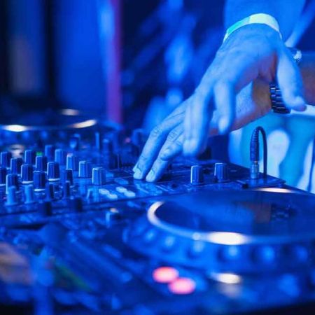 Les mardis de l'été : DJ Jor et feu d'artifice_Les Orres