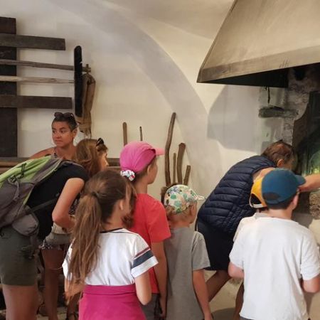 Enquête animée : L'armoire aux 8 serrures_Château-Ville-Vieille