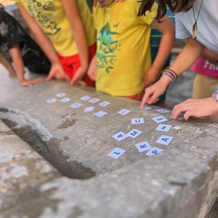 Enquête animée : L'armoire aux 8 serrures_Château-Ville-Vieille - Enquête animée : L'armoire aux 8 serrures_Château-Ville-Vieille