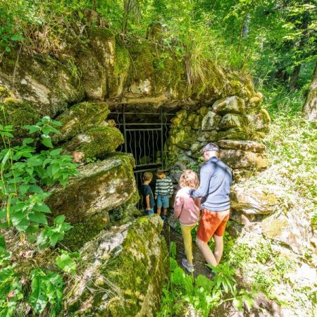 Les petits explorateurs et les légendes de la Fontaine de l'Ours_Crots - Les petits explorateurs et les légendes de la Fontaine de l'Ours_Crots