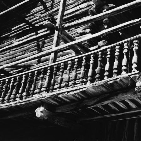 Les p'tits explorateurs et les maisons traditionnelles_Molines-en-Queyras