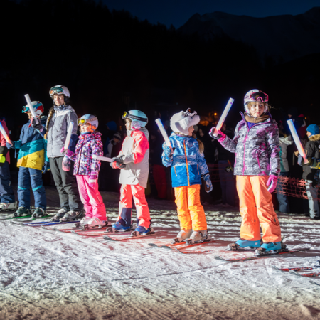 Féeries d'hiver : ski nocturne sur piste éclairée_Les Orres - Féeries d'hiver : ski nocturne sur piste éclairée_Les Orres