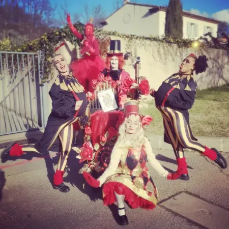 Déambulation : Wonderland : Bienvenue au cœur du Pays des Merveilles !_Les Orres - Déambulation : Wonderland : Bienvenue au cœur du Pays des Merveilles !_Les Orres