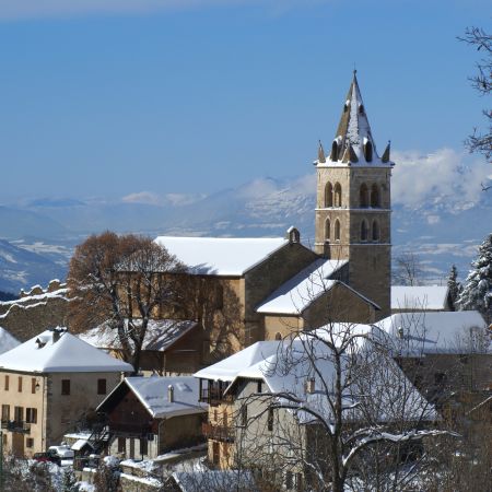 Les Orres chef-lieu hiver neige patrimoine église, Hautes-Alpes