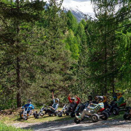 Mountain Kart activité entre amis aux Orres, station des Hautes-Alpes